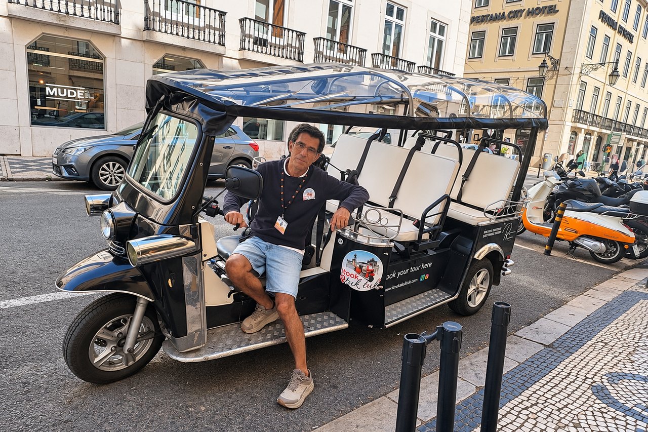 Eduardo, tour guide at I Took a Tuk Tuk in Lisbon